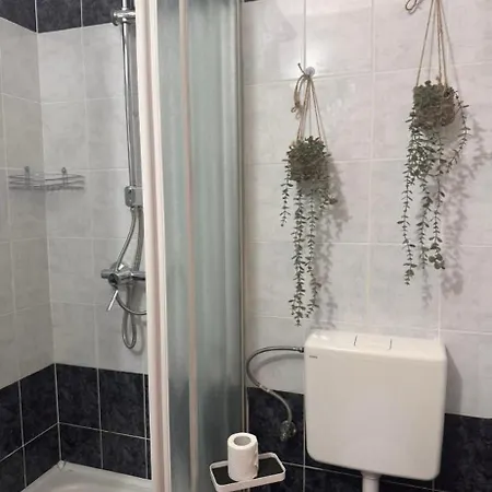 Apartmenttwelve